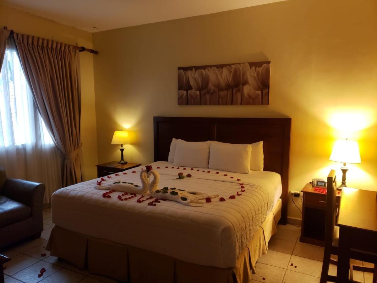 Hotel Primavera Boutique ซานเปโดร ซูลา ภายนอก รูปภาพ